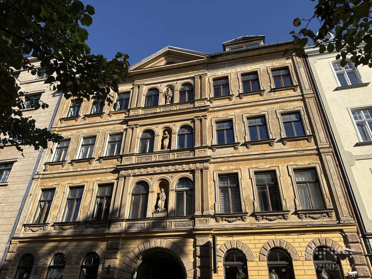 Elizabetes iela 67 foto 1