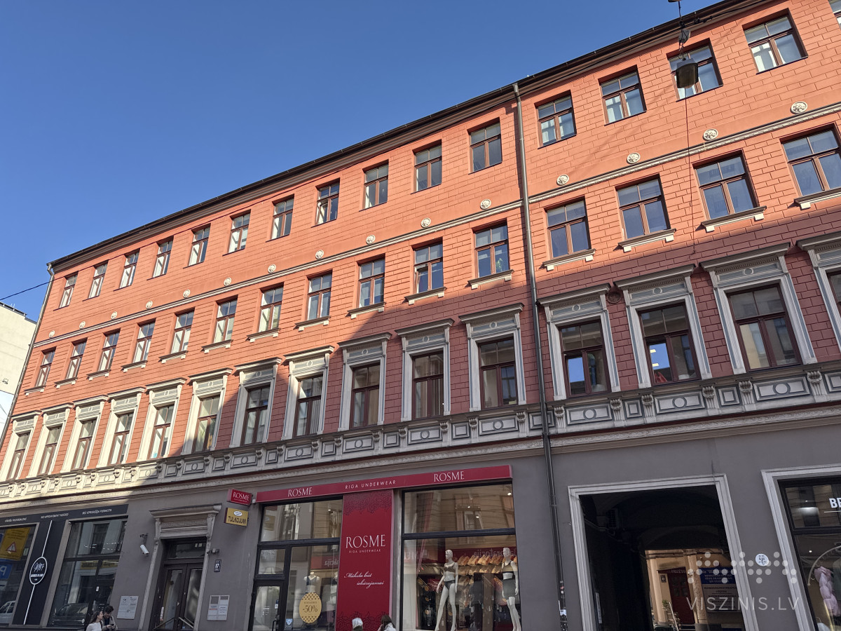 Dzirnavu iela 87 foto 1