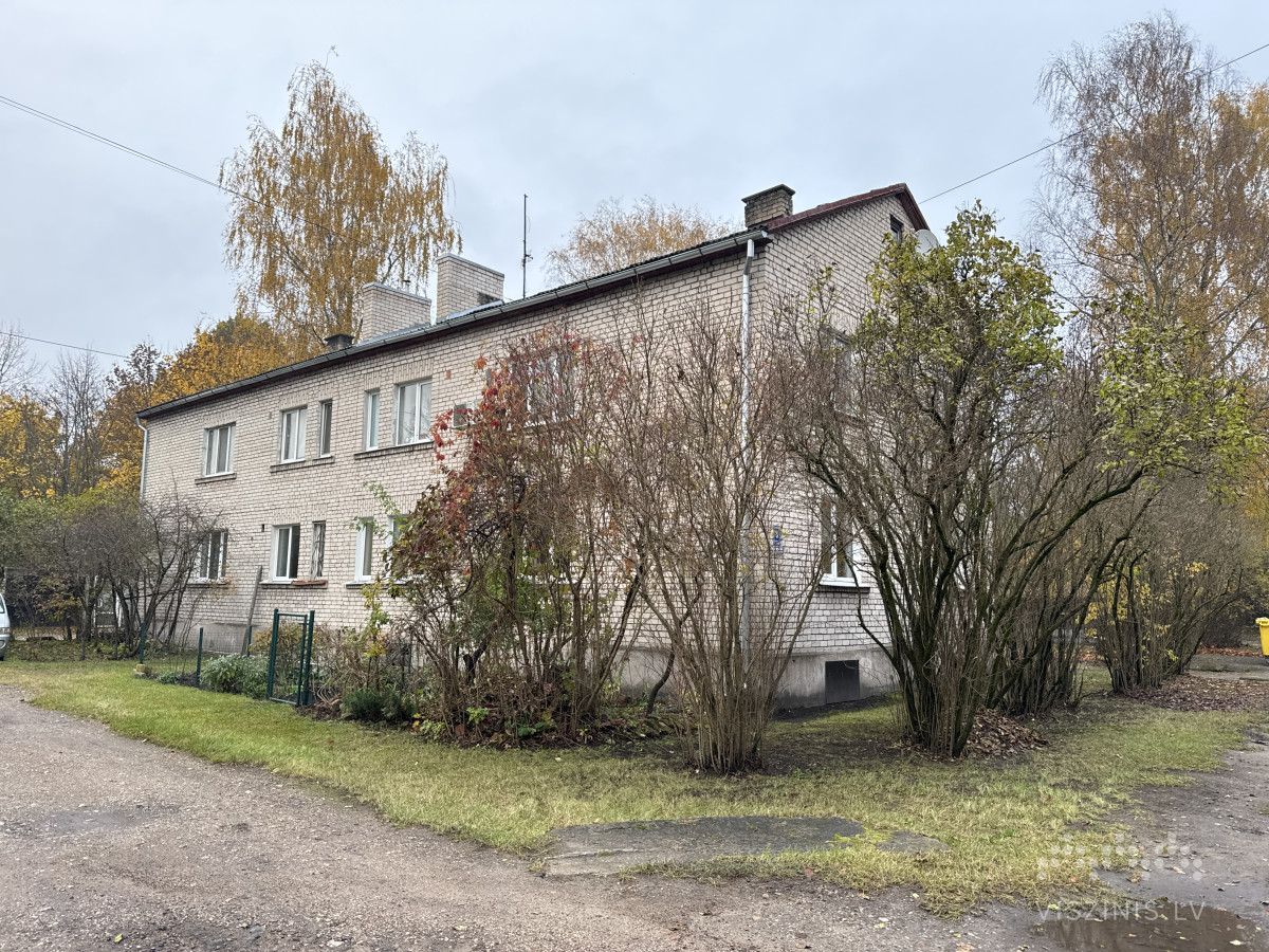 Staburaga iela 8 foto 1