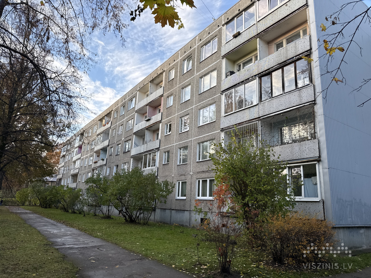 Garā iela 21 foto 1