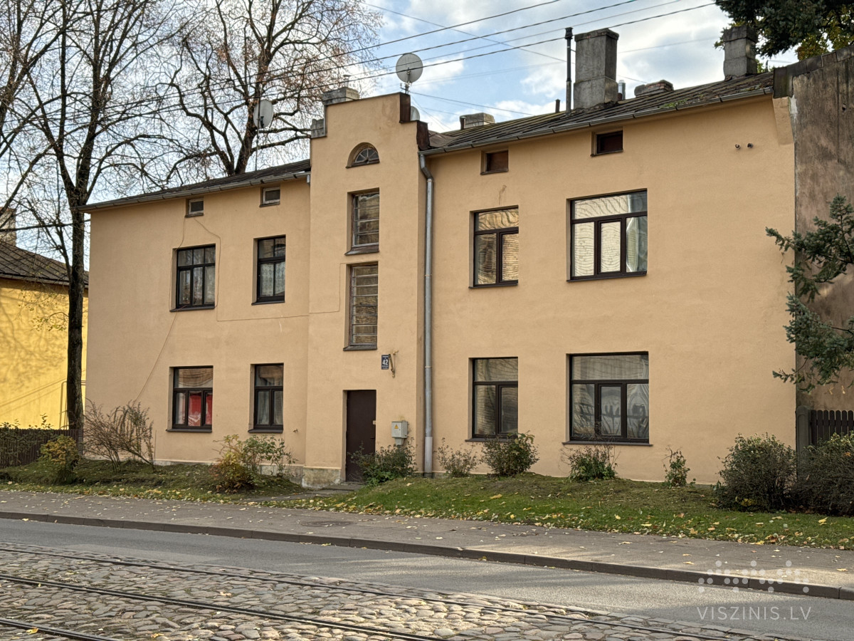 Mazā Nometņu iela 42 foto 1