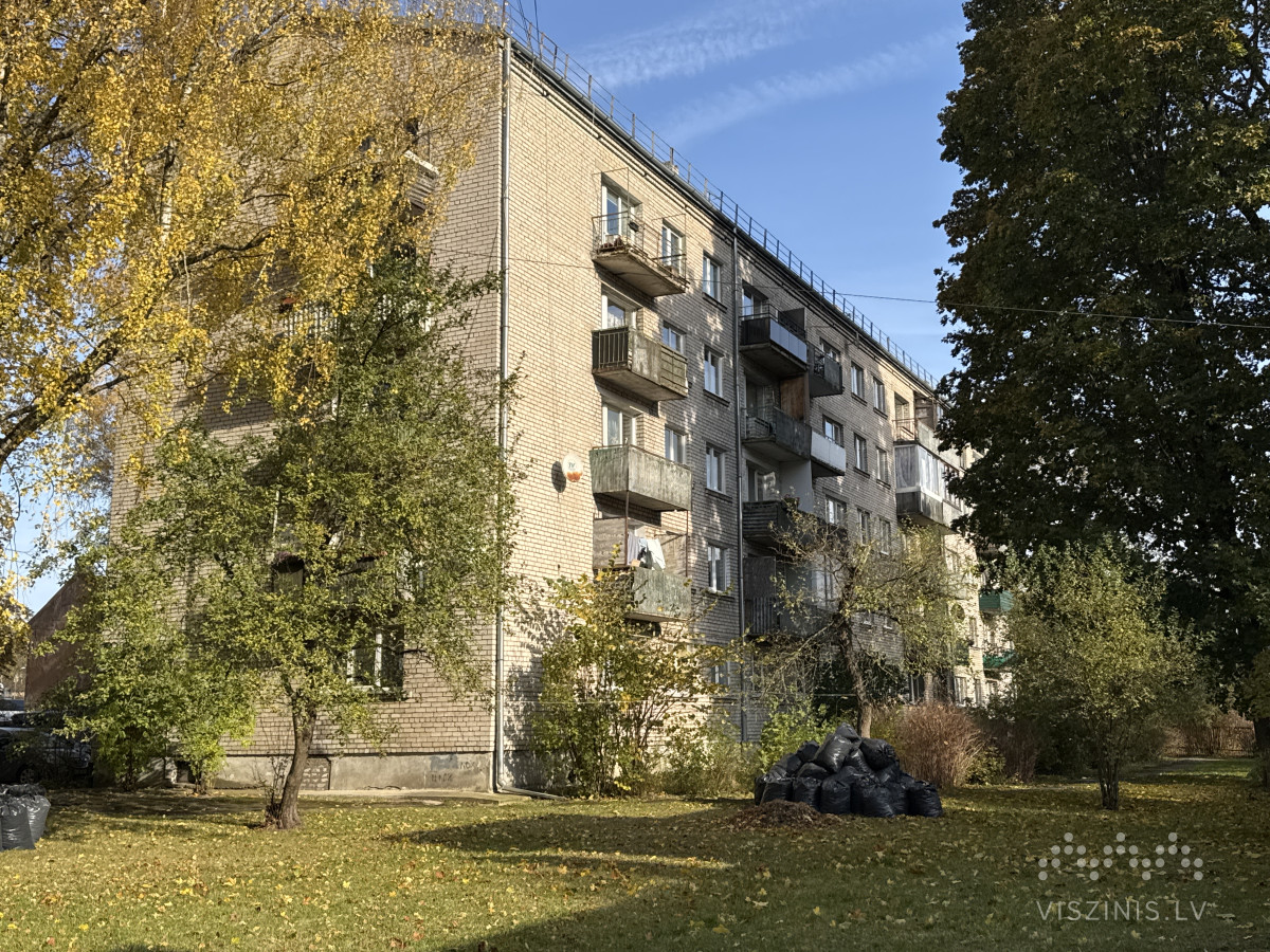 Mazā Nometņu iela 72 foto 1